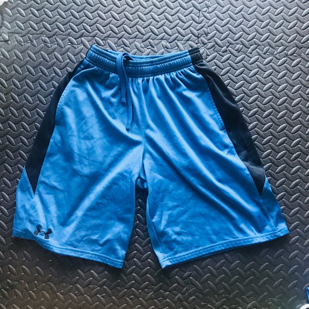 Men’s Under Armour Basketball Shorts Size Medium